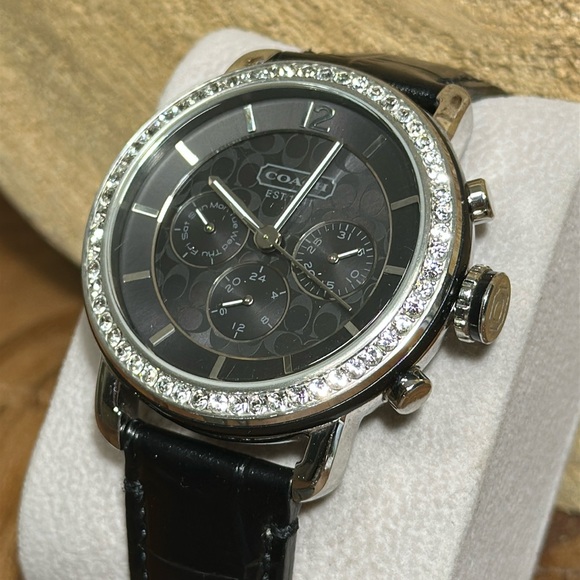 COACH Women’s Legacy Spirit Watch - Picture 3 of 13
